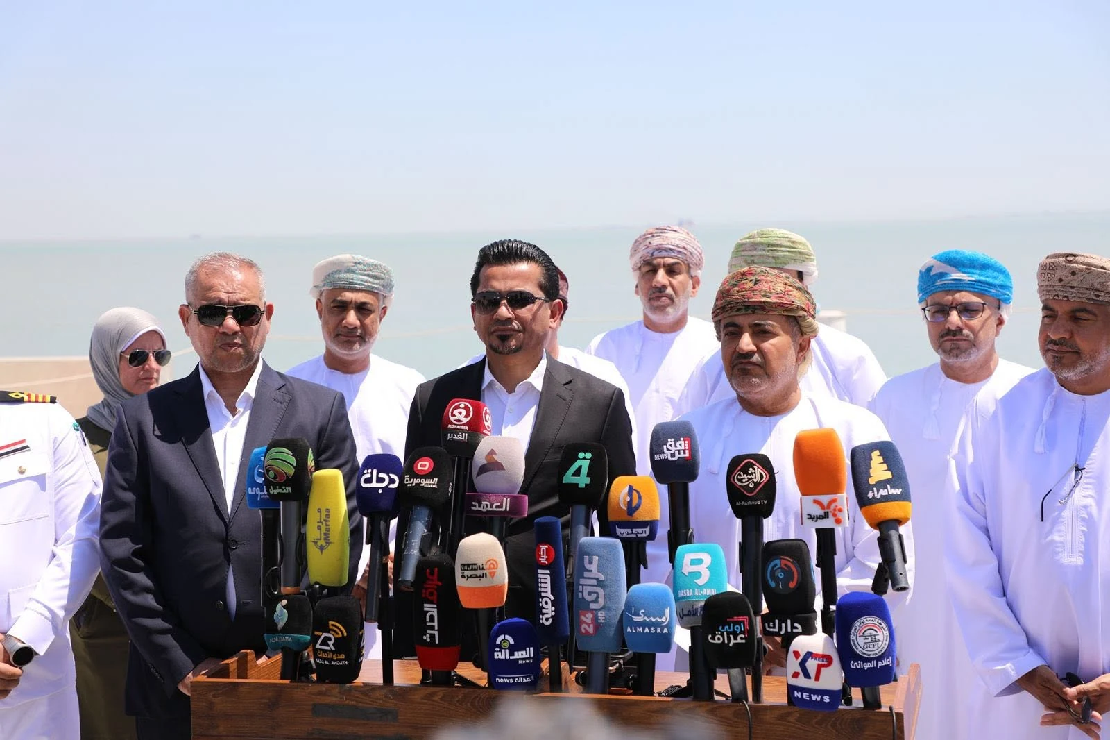 الوفد العُماني يطّلع على مشاريع ميناء الفاو الكبير